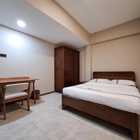 Global Residency Hotell Kota Kinabalu Exteriör bild