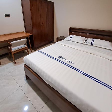 Global Residency Hotell Kota Kinabalu Exteriör bild