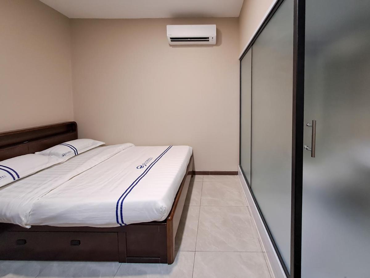 Global Residency Hotell Kota Kinabalu Exteriör bild
