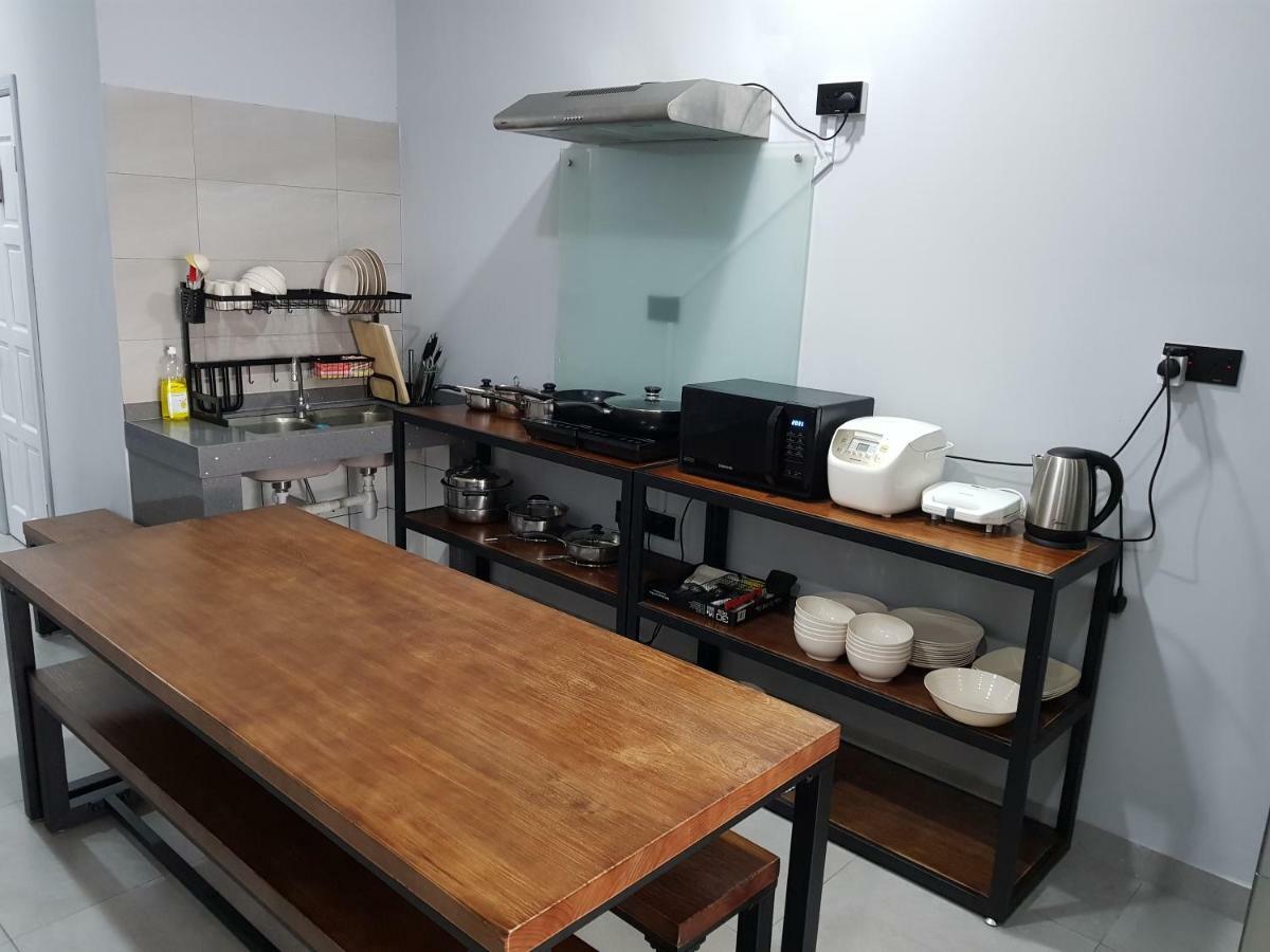 Global Residency Hotell Kota Kinabalu Exteriör bild